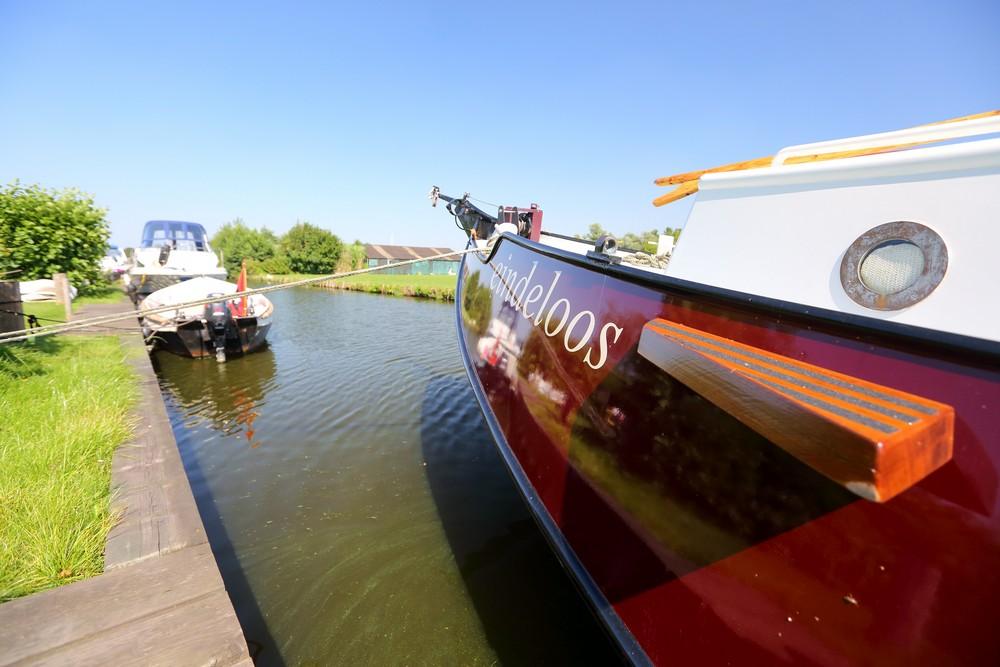 ligplaats met eigen graslandje bij recreatiepark aalsmeer 